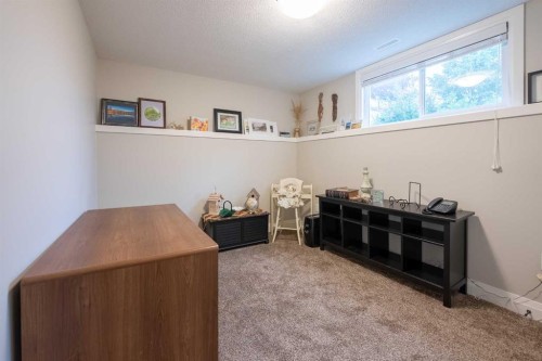291 Tartan Circle West, Lethbridge, AB - Indoor