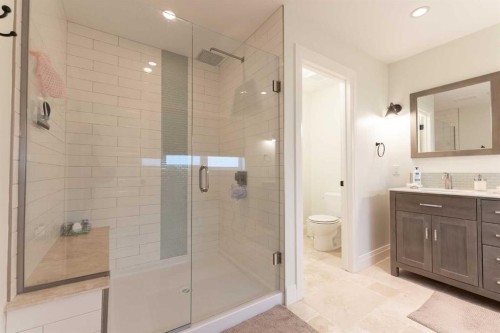 291 Tartan Circle West, Lethbridge, AB - Indoor Photo Showing Bathroom