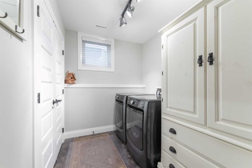 291 Tartan Circle West, Lethbridge, AB - Indoor Photo Showing Laundry Room