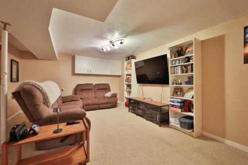 135 N 250 W, Raymond, AB - Indoor
