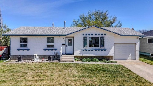 135 N 250 W, Raymond, AB - Outdoor