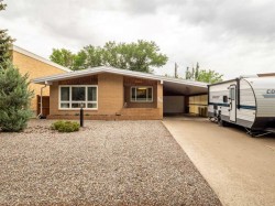 519 28 Street SOUTHLethbridge, AB T1J 3T1