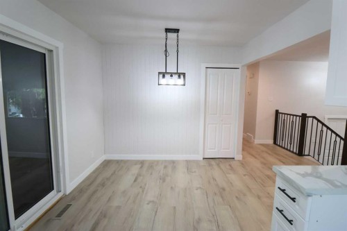1816 11 St, Coaldale, AB - Indoor Photo Showing Other Room