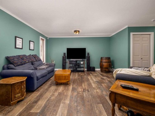 6005 46A Street, Taber, AB - Indoor Photo Showing Other Room