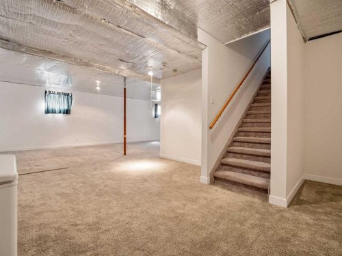 6005 46A Street, Taber, AB - Indoor