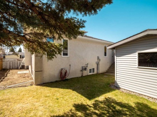 6005 46A Street, Taber, AB - Outdoor