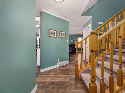 6005 46A Street, Taber, AB - Indoor Photo Showing Other Room