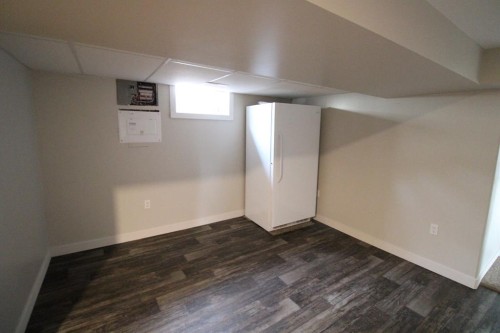 5715 56 St, Taber, AB - Indoor Photo Showing Basement