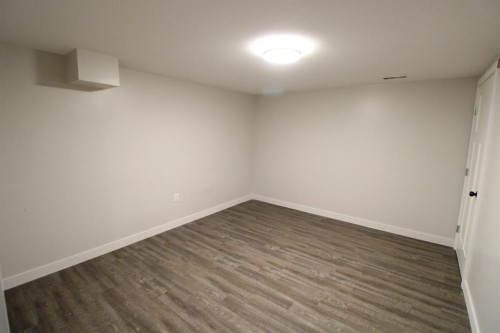 5715 56 St, Taber, AB - Indoor Photo Showing Other Room