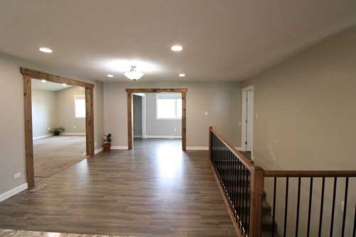 5715 56 St, Taber, AB - Indoor Photo Showing Other Room