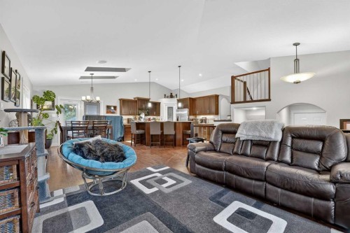 232 Sixmile Common South, Lethbridge, AB 