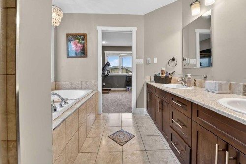 232 Sixmile Common South, Lethbridge, AB 