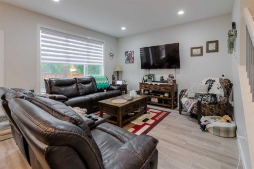 4406 Sundance Drive, Coalhurst, AB 