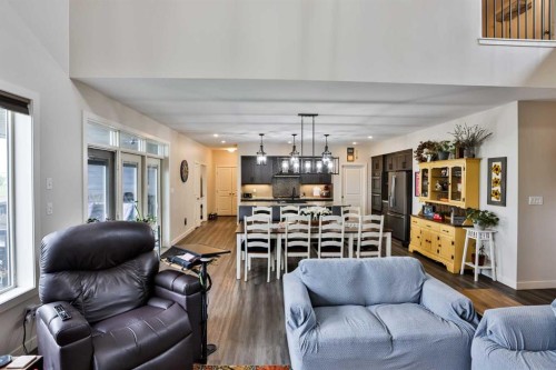 865 Atlantic Cove West, Lethbridge, AB - Indoor Photo Showing Living Room