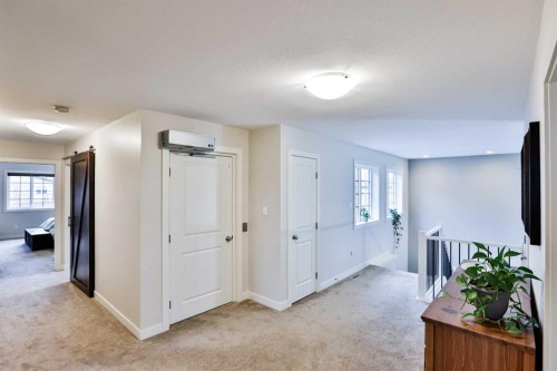 865 Atlantic Cove West, Lethbridge, AB - Indoor Photo Showing Other Room