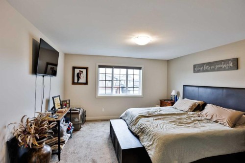 865 Atlantic Cove West, Lethbridge, AB - Indoor Photo Showing Bedroom