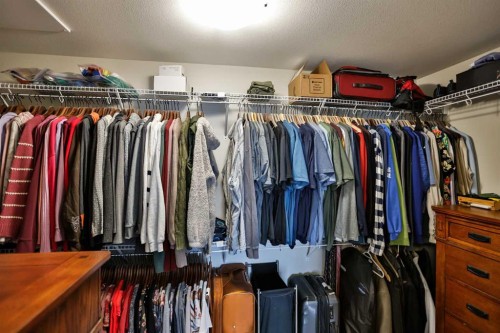865 Atlantic Cove West, Lethbridge, AB - Indoor With Storage