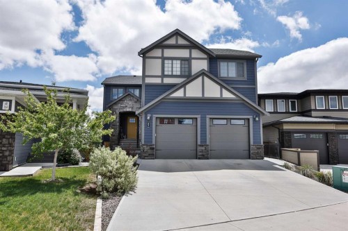 865 Atlantic Cove WEST Lethbridge, AB T1J 5M4