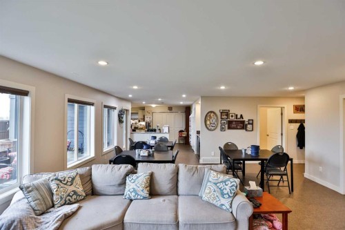 865 Atlantic Cove West, Lethbridge, AB - Indoor Photo Showing Living Room