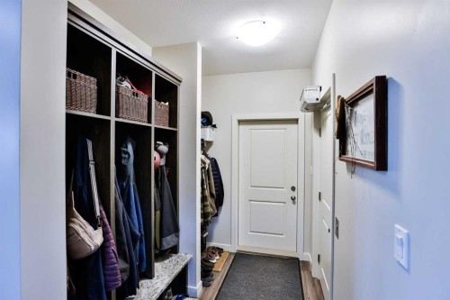 865 Atlantic Cove West, Lethbridge, AB - Indoor