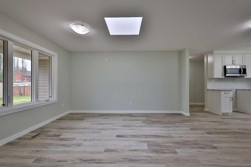340 E 400 N, Raymond, AB - Indoor
