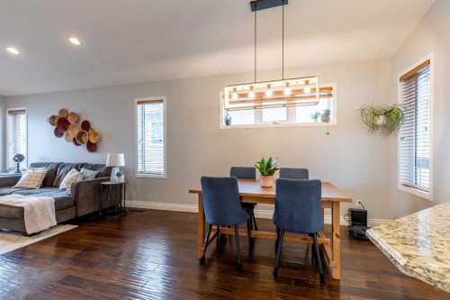 293 Heritage Boulevard West, Lethbridge, AB - Indoor