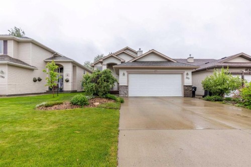 293 Heritage Boulevard West, Lethbridge, AB - Outdoor With Facade