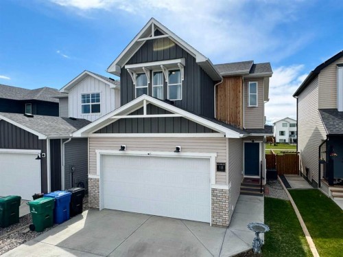 18 Blackwolf Pass NORTH Lethbridge, AB T1H 7H7
