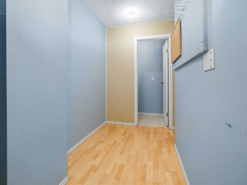3-269 Laval Boulevard West, Lethbridge, AB - Indoor Photo Showing Other Room