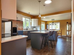 4813 4 Street WESTClaresholm, AB T0L 0T0