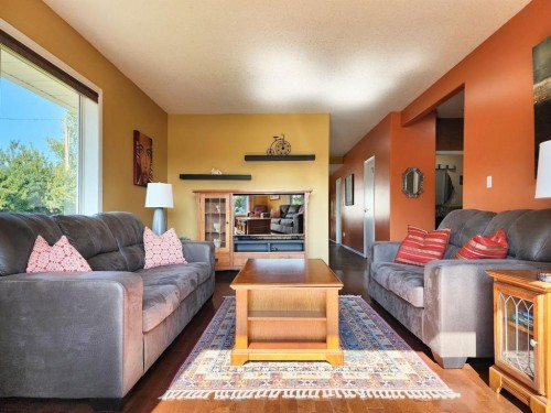 4813 4 Street West, Claresholm, AB 