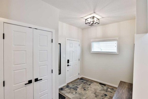 1109 Pacific Circle West, Lethbridge, AB - Indoor Photo Showing Other Room
