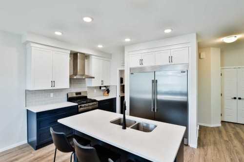 1109 Pacific Circle West, Lethbridge, AB - Indoor Photo Showing Kitchen With Stainless Steel Kitchen With Upgraded Kitchen