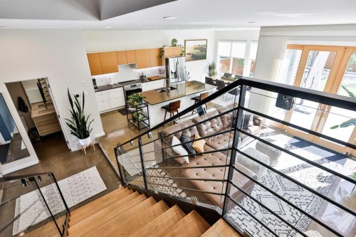 22 Riverland Close West, Lethbridge, AB 
