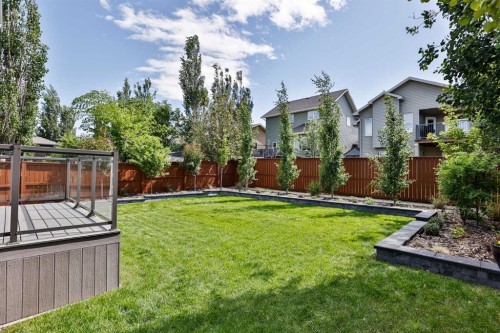22 Riverland Close West, Lethbridge, AB 
