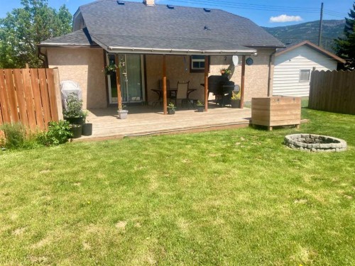 717 227 Street, Hillcrest, AB 