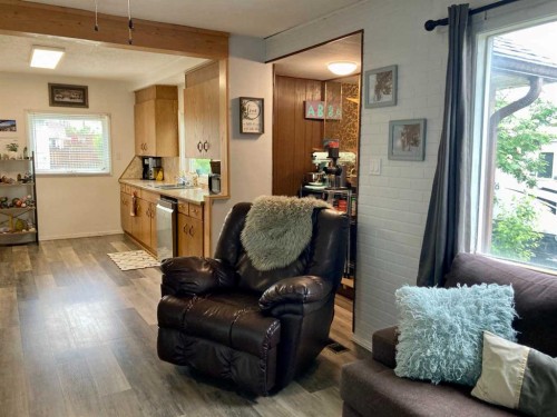 717 227 Street, Hillcrest, AB 