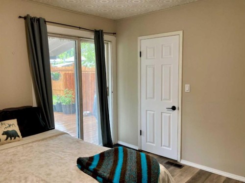 717 227 Street, Hillcrest, AB 