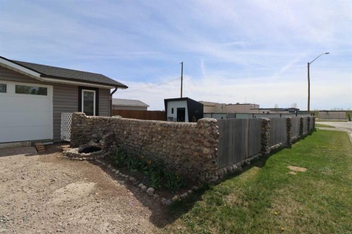 3918 52 St, Taber, AB - Outdoor