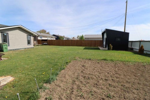 3918 52 St, Taber, AB - Outdoor