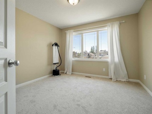 111 Fairmont Road South, Lethbridge, AB 