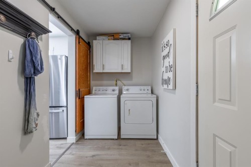 593 3 Avenue West, Cardston, AB 