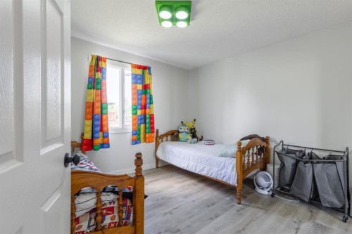 593 3 Avenue West, Cardston, AB 