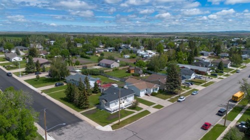 593 3 Avenue West, Cardston, AB 