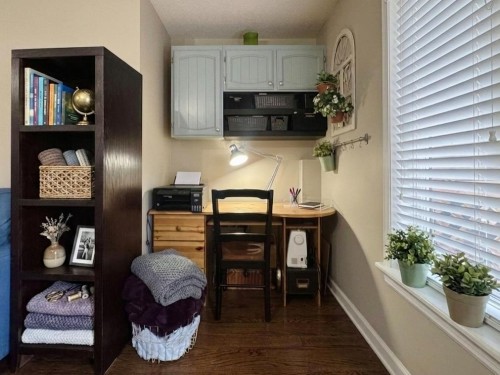 93 Heritage Crescent West, Lethbridge, AB - Indoor Photo Showing Other Room