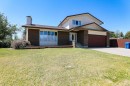 729 Columbia Boulevard West, Lethbridge, AB  - Outdoor 