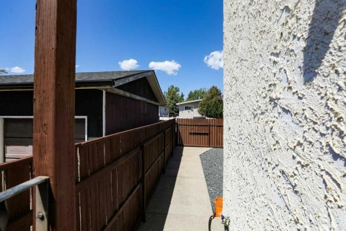 729 Columbia Boulevard West, Lethbridge, AB - Outdoor