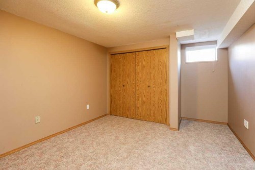 729 Columbia Boulevard West, Lethbridge, AB - Indoor