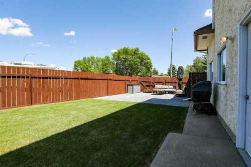 729 Columbia Boulevard West, Lethbridge, AB - Outdoor