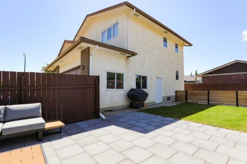 729 Columbia Boulevard West, Lethbridge, AB - Outdoor With Exterior